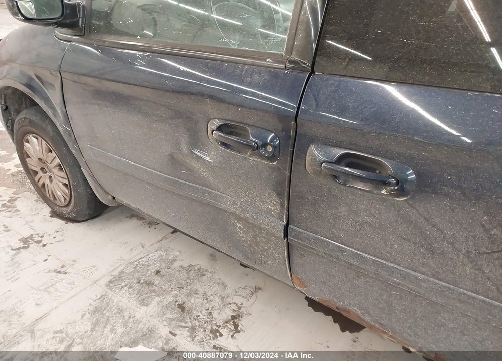 2006 CHRYSLER TOWN & COUNTRY LX VIN: 2A4GP44R96R793981