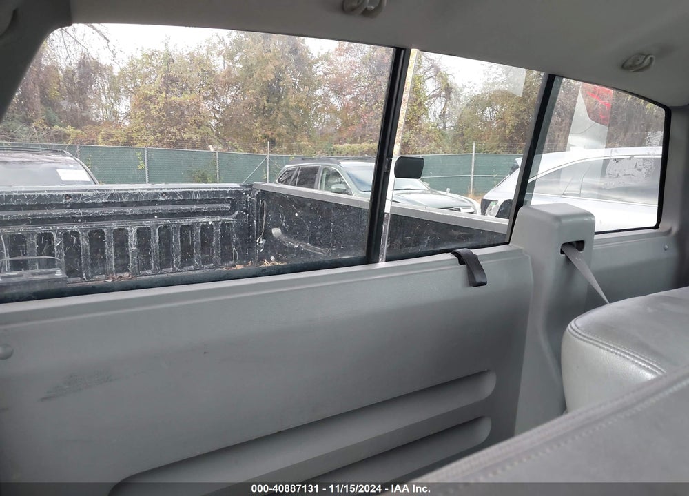 2005 FORD F-150 STX/XL/XLT VIN: 1FTRF12275NA56540