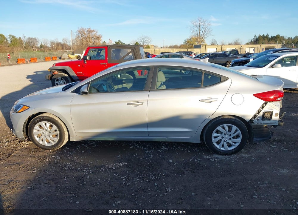 2018 HYUNDAI ELANTRA SE VIN: 5NPD74LF9JH393294