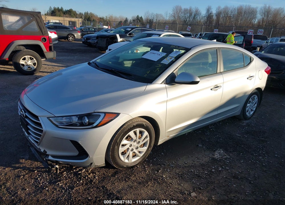 2018 HYUNDAI ELANTRA SE VIN: 5NPD74LF9JH393294