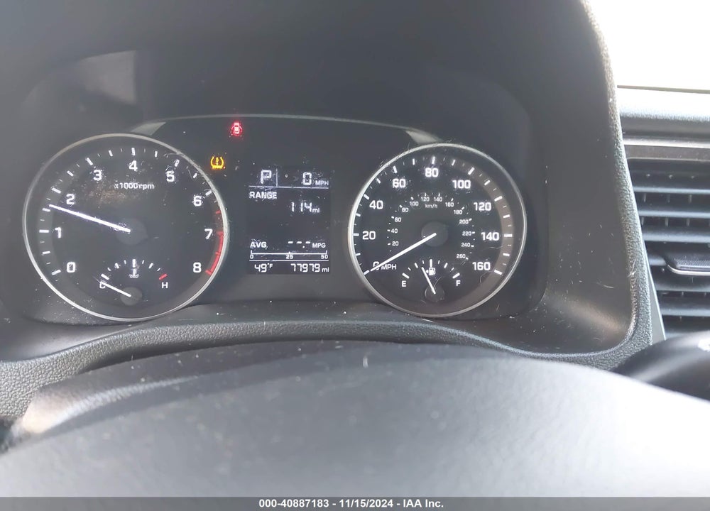 2018 HYUNDAI ELANTRA SE VIN: 5NPD74LF9JH393294