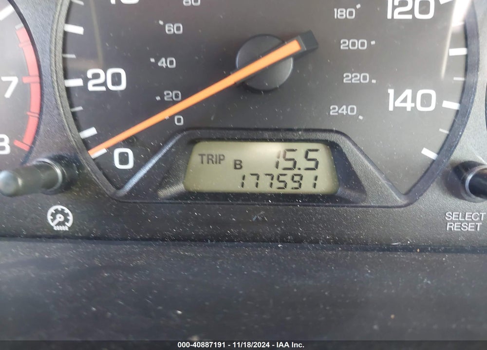 2000 HONDA ACCORD 2.3 LX VIN: 1HGCG6654YA113438