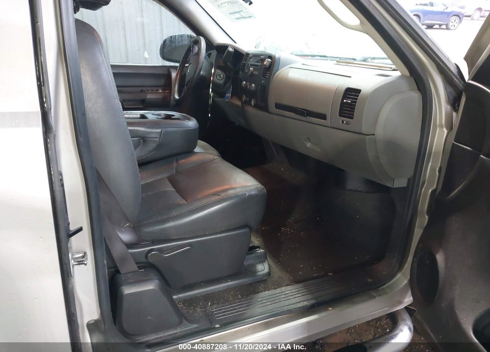 2009 GMC SIERRA 1500 SL VIN: 1GTEC19C09Z238942