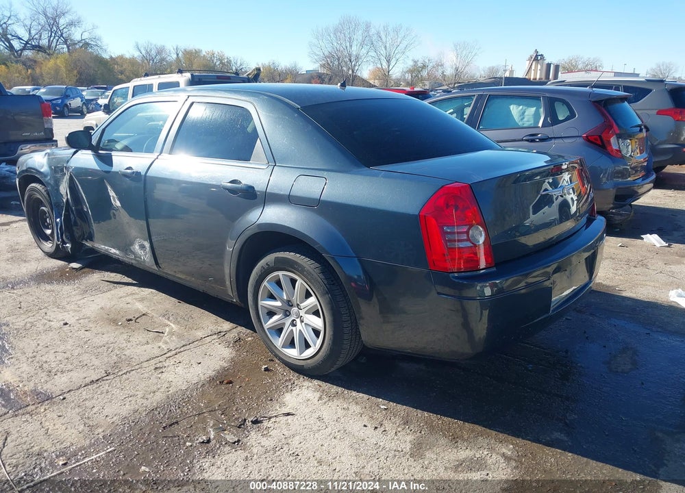 2008 CHRYSLER 300 LX VIN: 2C3LA43R48H258531