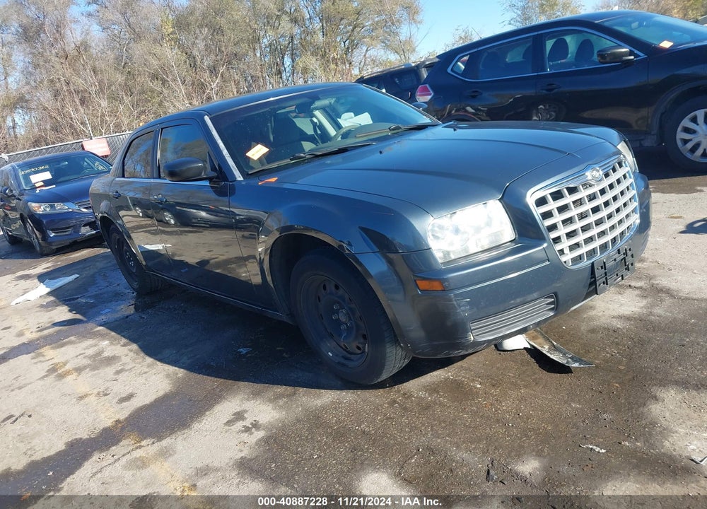 2008 CHRYSLER 300 LX VIN: 2C3LA43R48H258531