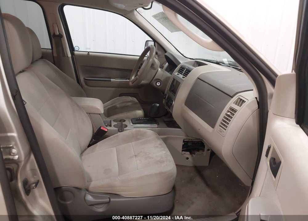 2010 FORD ESCAPE XLT VIN: 1FMCU9DG1AKC21265