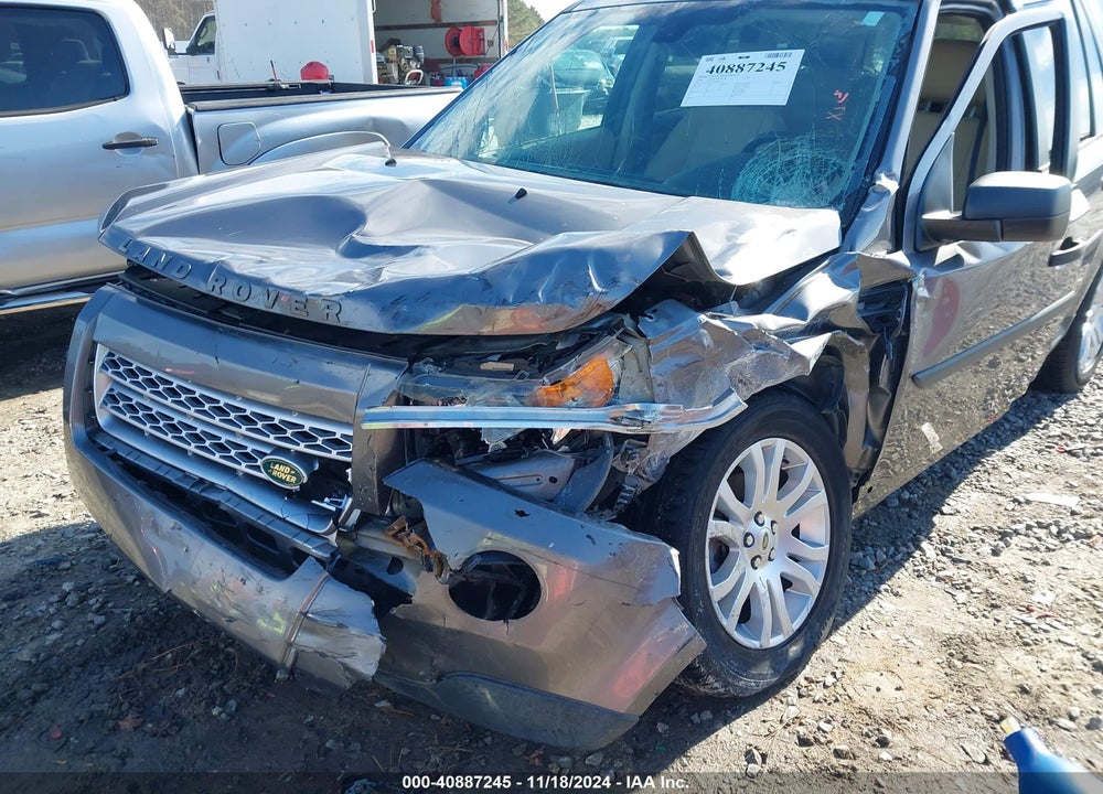 2008 LAND ROVER LR2 SE VIN: SALFP24N38H035502