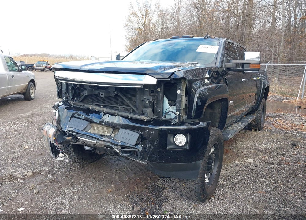 2015 CHEVROLET SILVERADO 3500HD HIGH COUNTRY VIN: 1GC4K1E86FF623192
