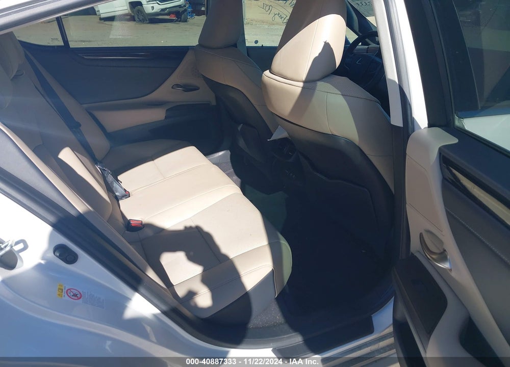2019 LEXUS ES 350 VIN: 58ABZ1B16KU011742