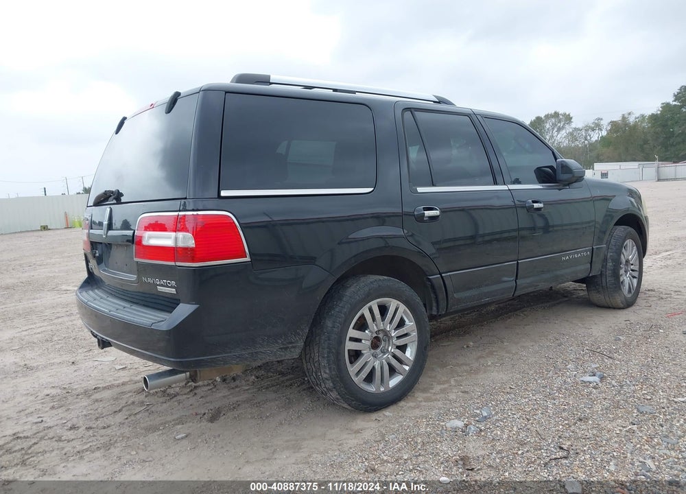 2010 LINCOLN NAVIGATOR VIN: 5LMJJ2H58AEJ00258