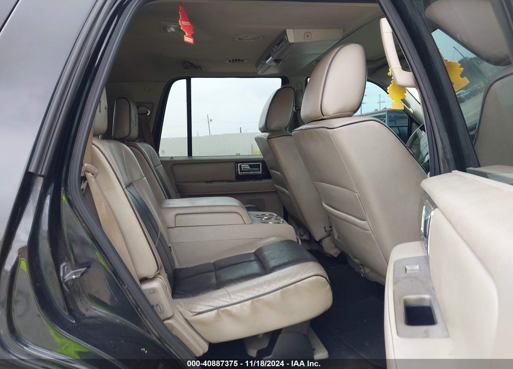2010 LINCOLN NAVIGATOR VIN: 5LMJJ2H58AEJ00258