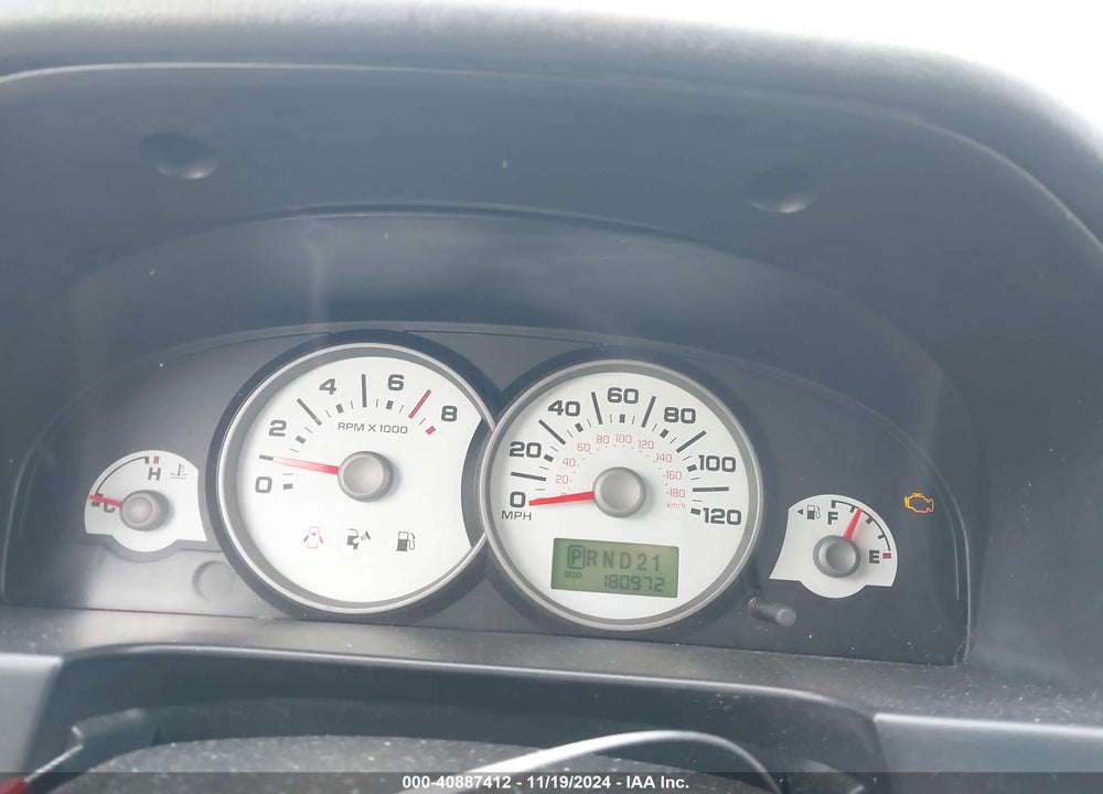 2005 FORD ESCAPE XLS VIN: 1FMYU92Z05KD72744