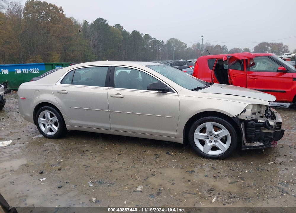 2011 CHEVROLET MALIBU LS VIN: 1G1ZB5E17BF305827