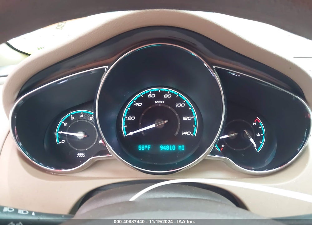 2011 CHEVROLET MALIBU LS VIN: 1G1ZB5E17BF305827