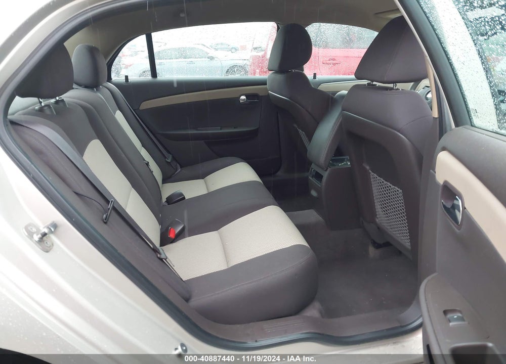 2011 CHEVROLET MALIBU LS VIN: 1G1ZB5E17BF305827