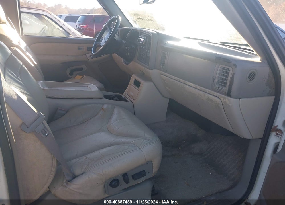 2001 GMC YUKON XL 1500 SLT VIN: 3GKFK16T71G226727