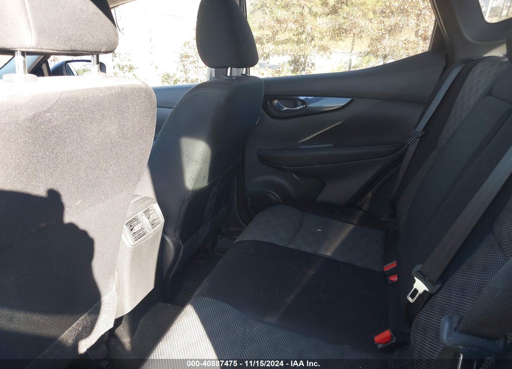 2018 NISSAN ROGUE SPORT SV VIN: JN1BJ1CP5JW189783
