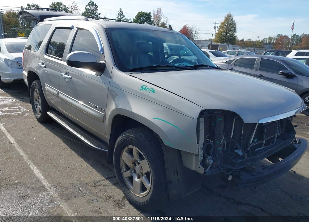 2007 GMC YUKON DENALI VIN: 1GKFK63867J378339