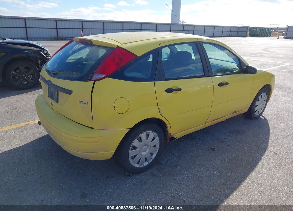 2005 FORD FOCUS ZX5 VIN: 3FAFP37N05R118264
