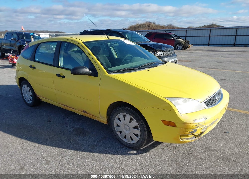 2005 FORD FOCUS ZX5 VIN: 3FAFP37N05R118264