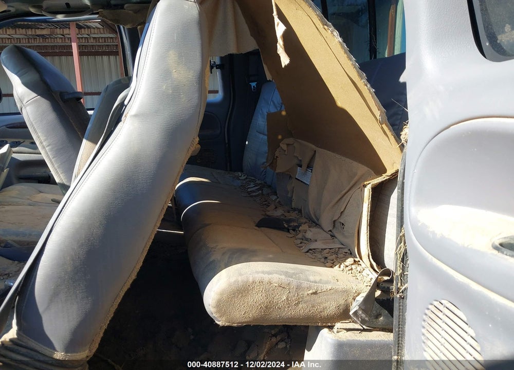 1998 DODGE RAM 3500 ST VIN: 1B7MF33D4WJ150129