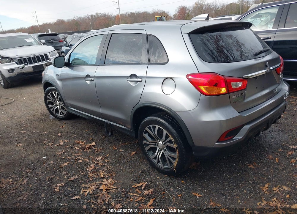 2018 MITSUBISHI OUTLANDER SPORT 2.0 ES VIN: JA4AP3AU7JZ034303