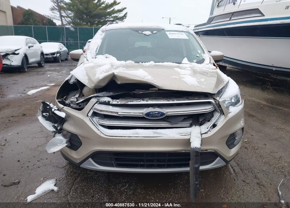 2018 FORD ESCAPE SE VIN: 1FMCU9GD9JUB54016