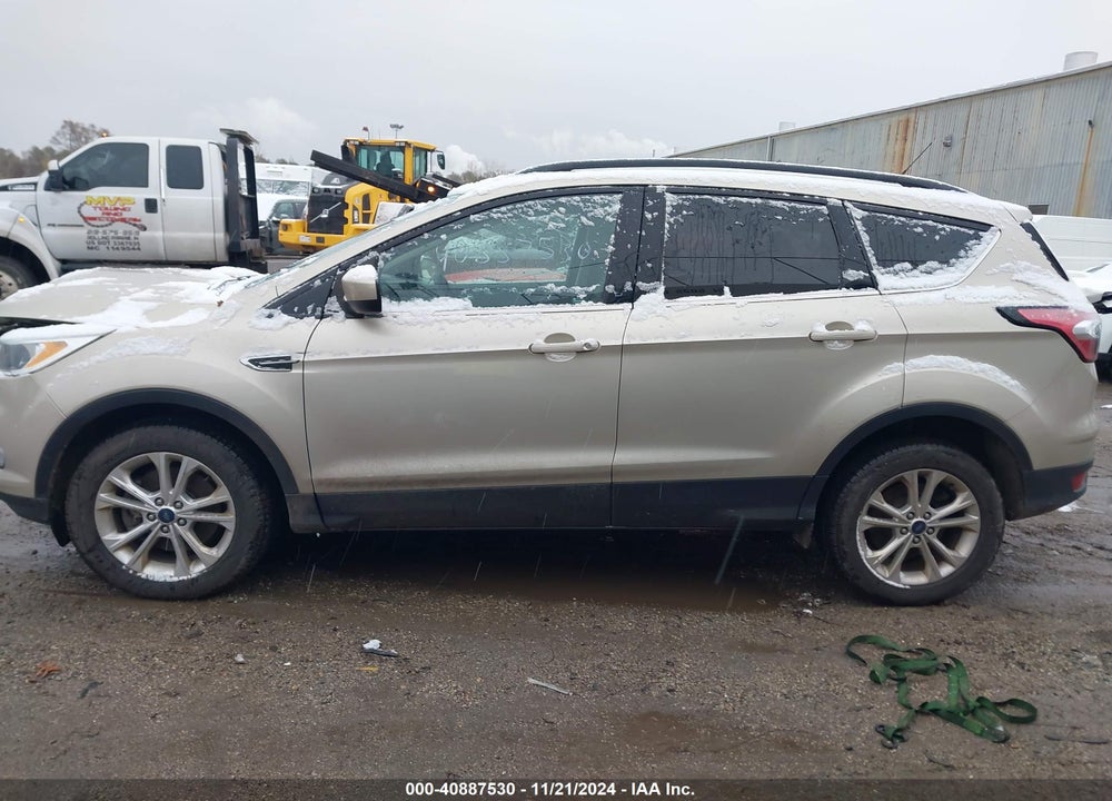 2018 FORD ESCAPE SE VIN: 1FMCU9GD9JUB54016