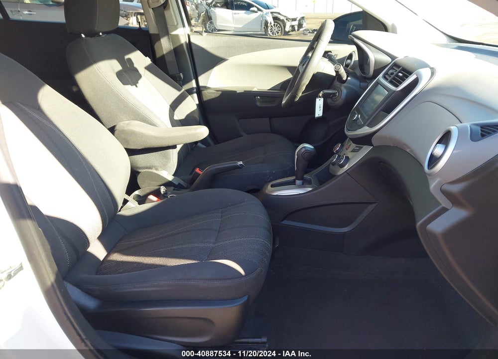 2017 CHEVROLET SONIC LT AUTO VIN: 1G1JD5SH1H4176156