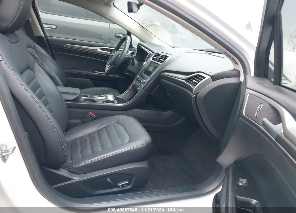 2017 FORD FUSION SE VIN: 3FA6P0H97HR334293