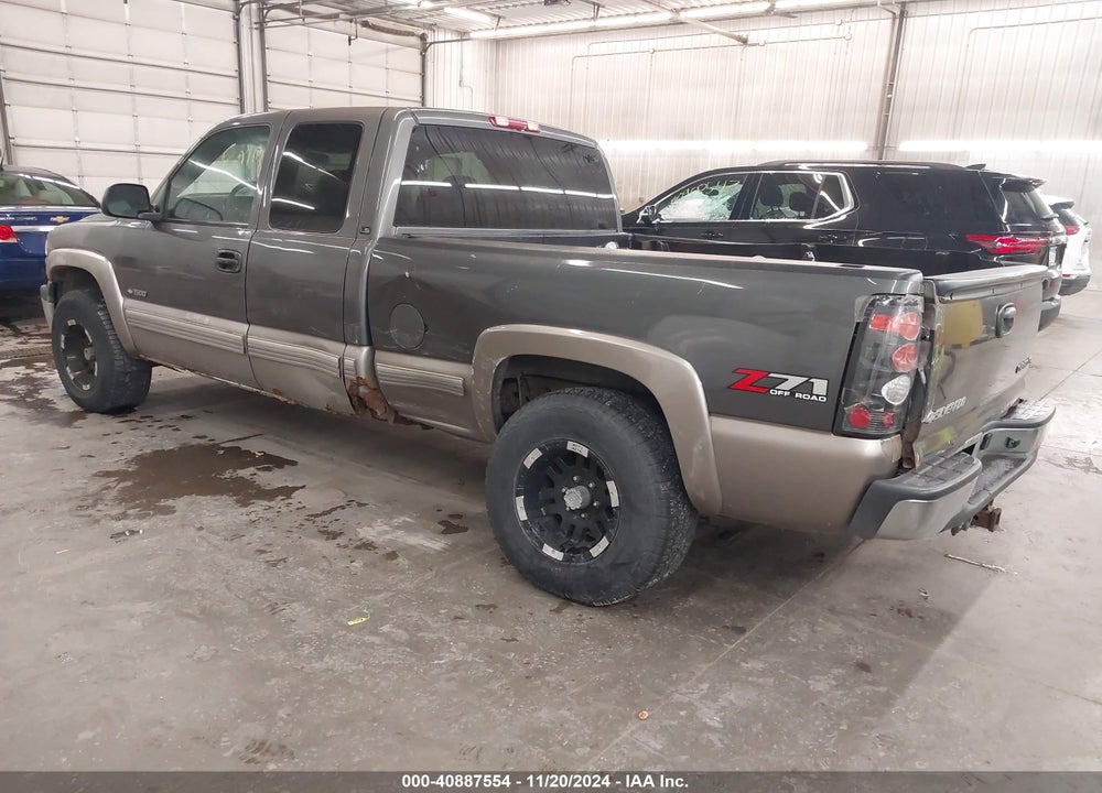 2002 CHEVROLET SILVERADO 1500 LS VIN: 2GCEK19T221296178
