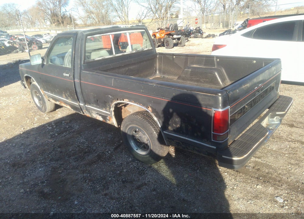 1992 CHEVROLET S TRUCK S10 VIN: 1GCCS14A1N8132984