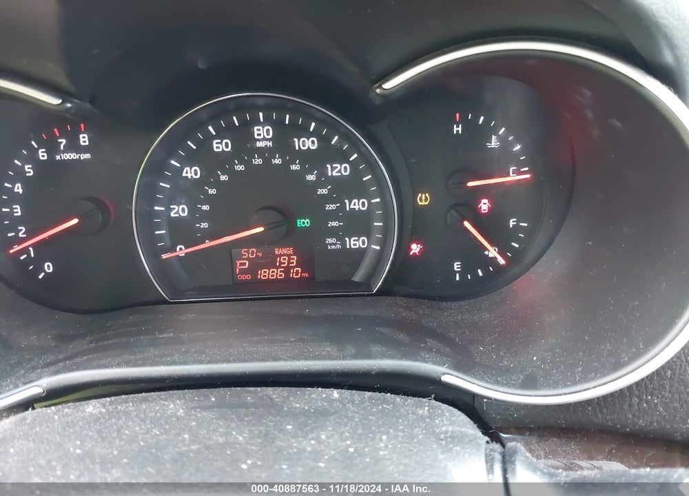 2015 KIA SORENTO LX VIN: 5XYKT3A68FG590214