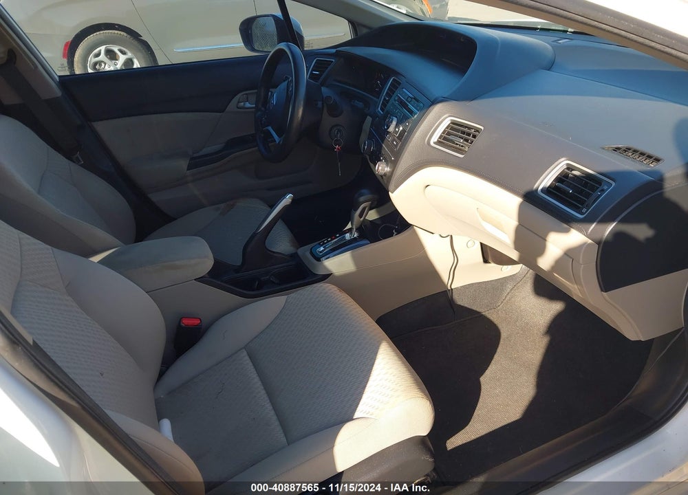 2014 HONDA CIVIC LX VIN: 19XFB2F54EE033472