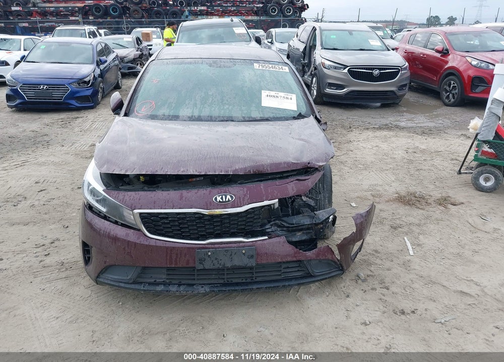 2018 KIA FORTE LX VIN: 3KPFK4A75JE179748