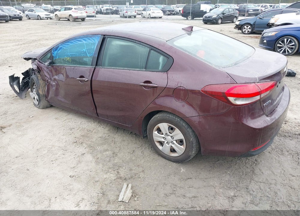 2018 KIA FORTE LX VIN: 3KPFK4A75JE179748