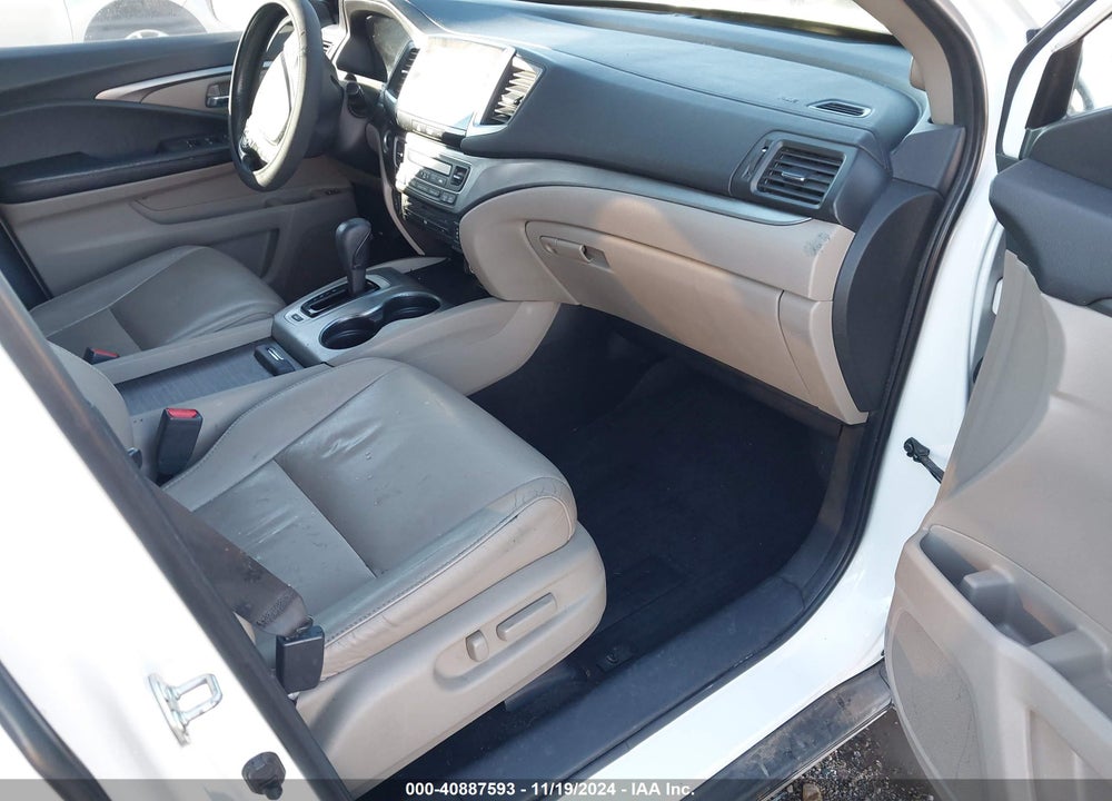 2016 HONDA PILOT EX-L VIN: 5FNYF6H89GB097662