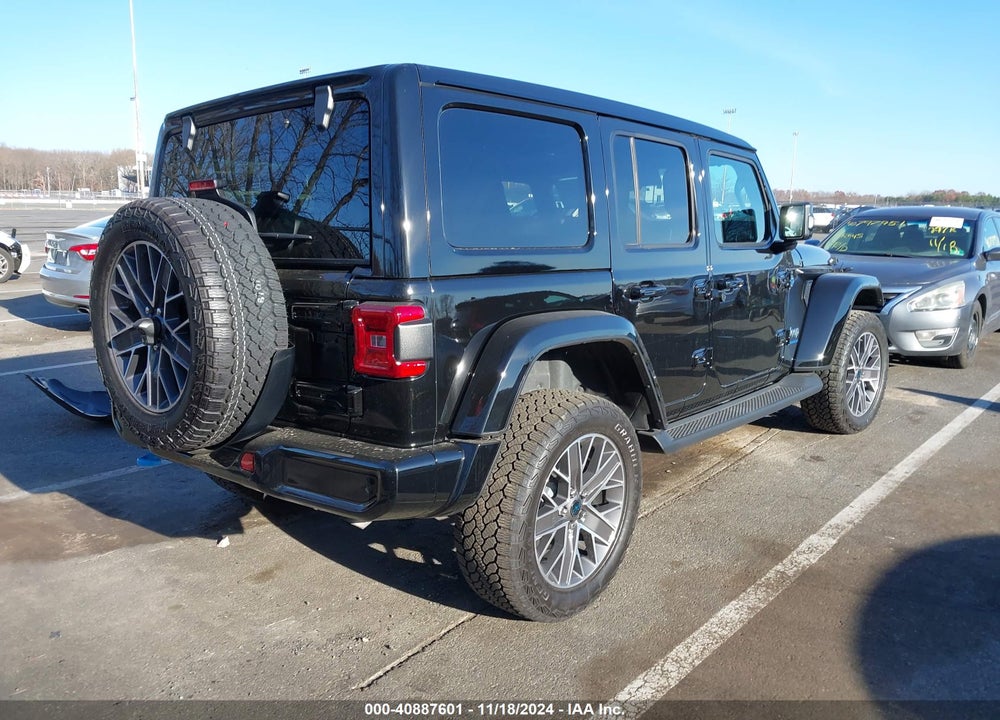 2024 JEEP WRANGLER 4XE SUMMIT 4XE VIN: 1C4RJXU66RW163211