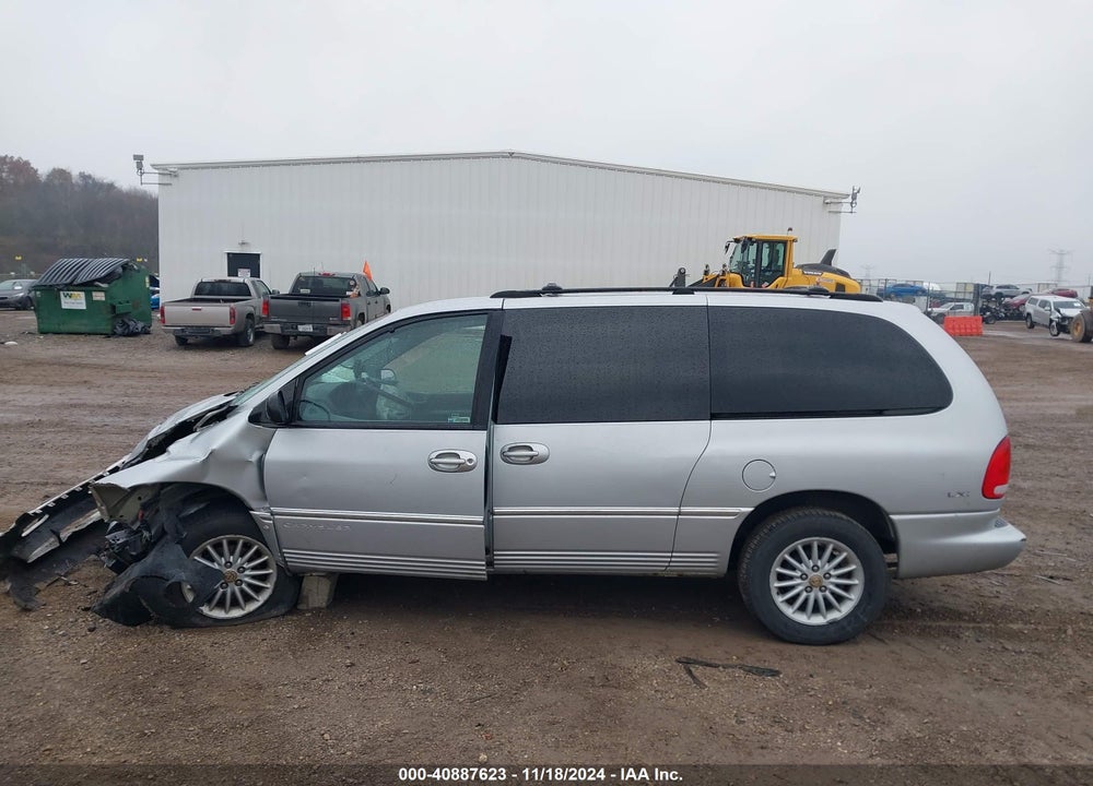 2000 CHRYSLER TOWN & COUNTRY LXI VIN: 1C4GP54L6YB520005