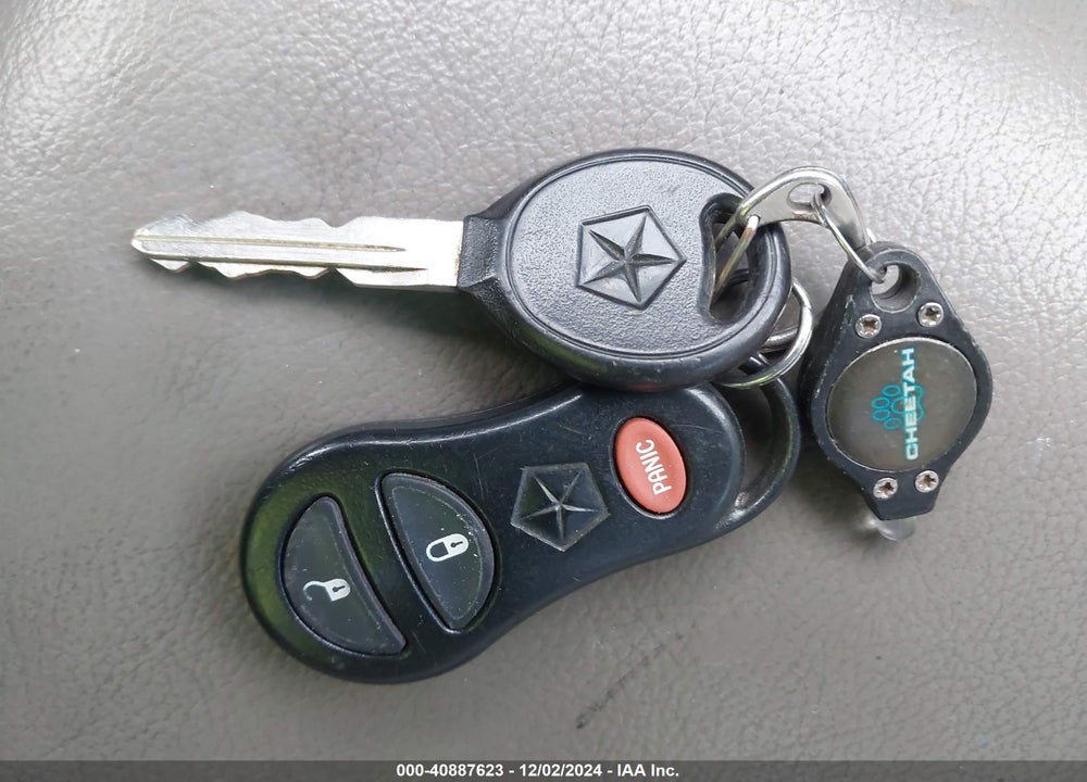 2000 CHRYSLER TOWN & COUNTRY LXI VIN: 1C4GP54L6YB520005