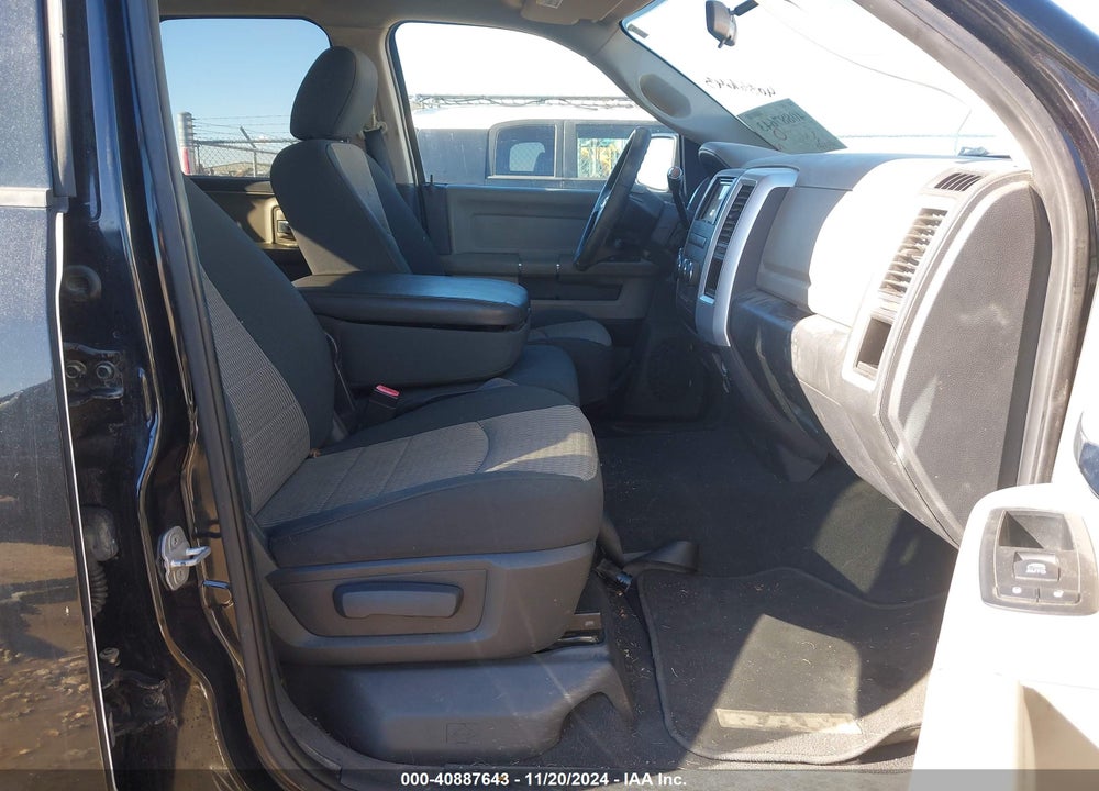 2011 RAM 1500 SLT VIN: 1D7RV1GT2BS619176
