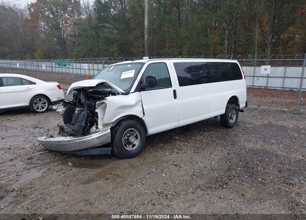 2020 CHEVROLET EXPRESS PASSENGER RWD 3500 EXTENDED WHEELBASE LT VIN: 1GAZGPFG9L1192400
