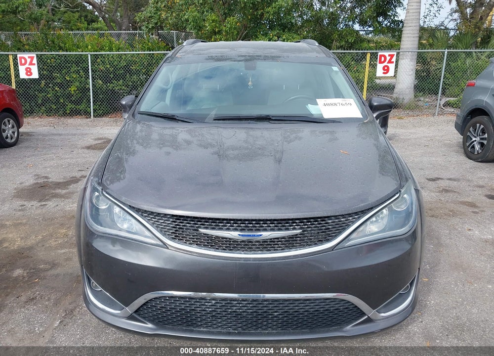 2019 CHRYSLER PACIFICA TOURING L VIN: 2C4RC1BG9KR657709