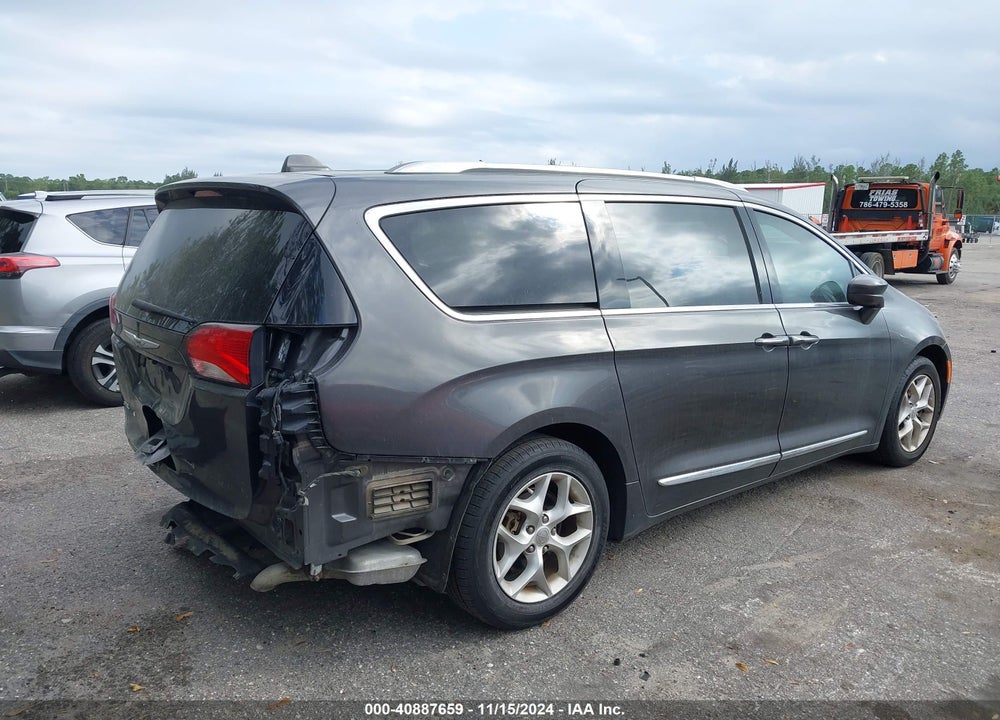 2019 CHRYSLER PACIFICA TOURING L VIN: 2C4RC1BG9KR657709