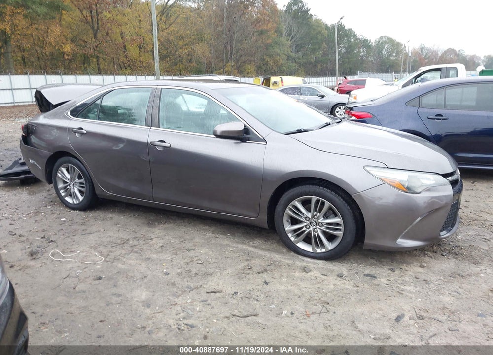 2015 TOYOTA CAMRY SE VIN: 4T1BF1FK0FU041411