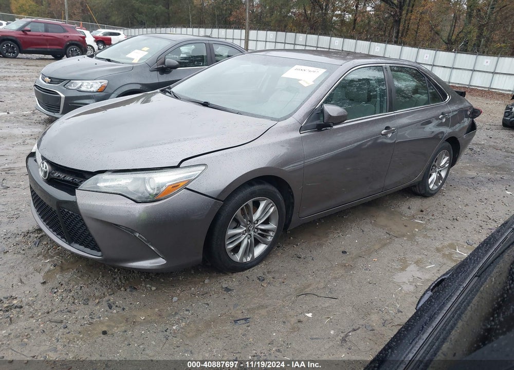2015 TOYOTA CAMRY SE VIN: 4T1BF1FK0FU041411