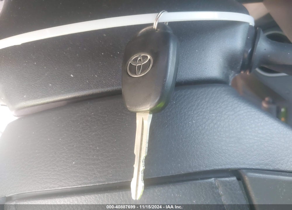 2016 TOYOTA RAV4 LE VIN: 2T3ZFREV4GW294801