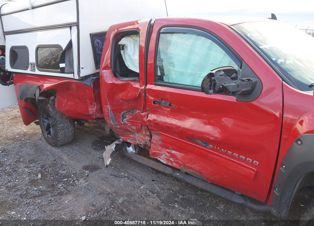 2012 CHEVROLET SILVERADO 1500 LT VIN: 1GCRKSE70CZ138785
