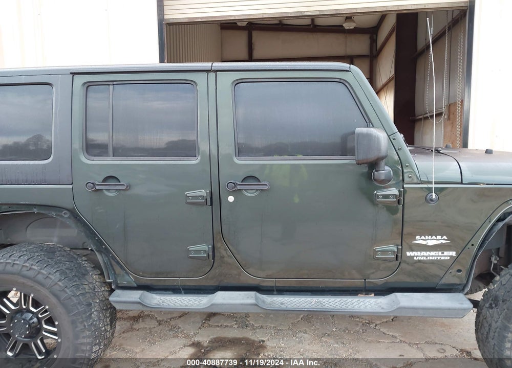 2011 JEEP WRANGLER UNLIMITED SAHARA VIN: 1J4BA5H11BL532739
