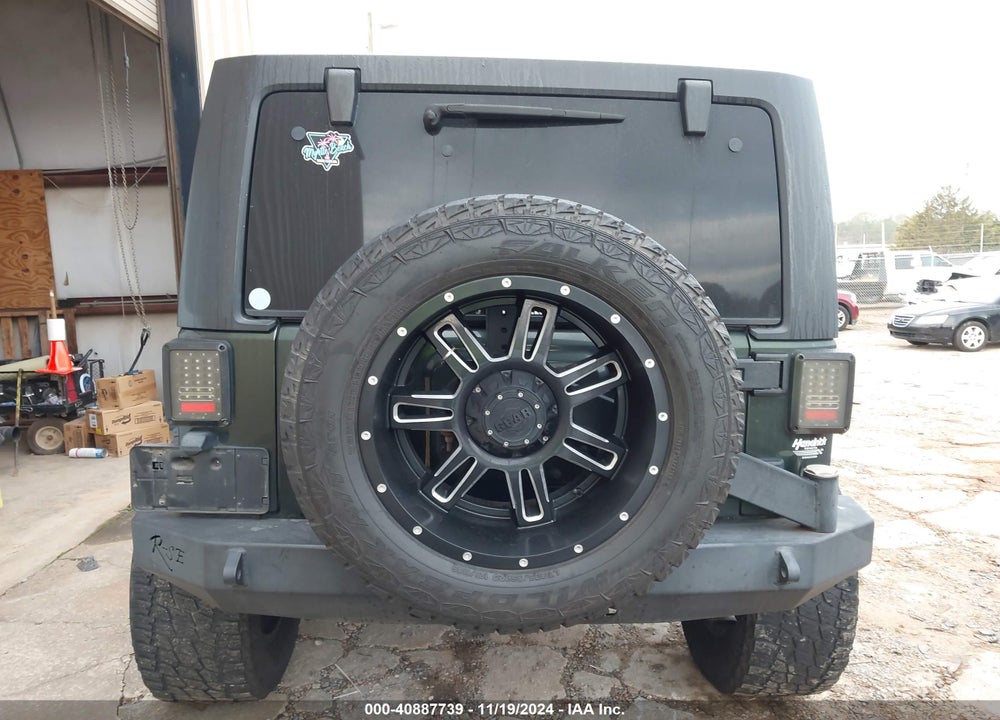 2011 JEEP WRANGLER UNLIMITED SAHARA VIN: 1J4BA5H11BL532739